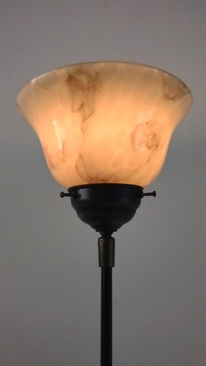 Vloerlamp Met Gemarmerde Glazen Kappen image 6