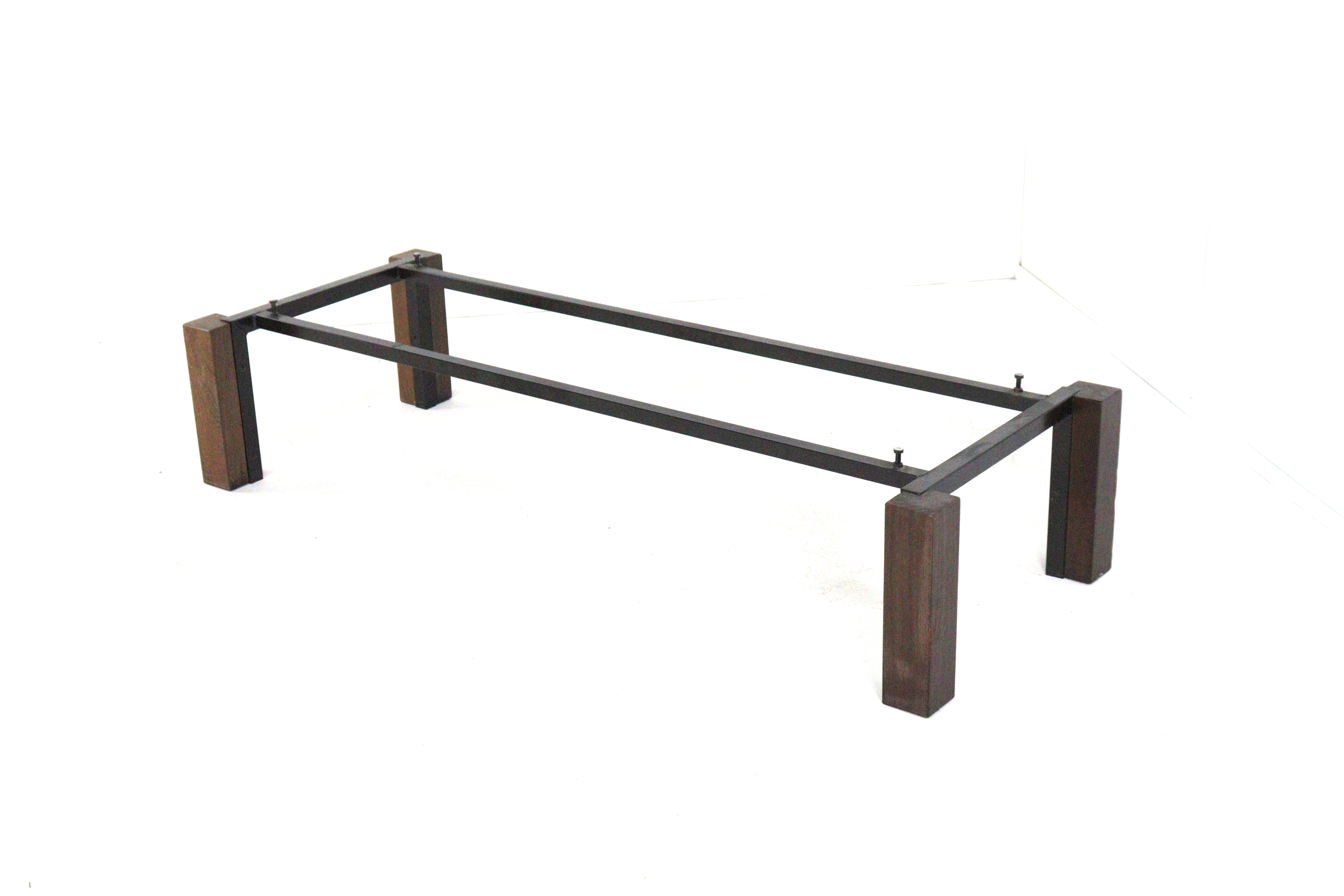 Vintage Salontafel Brutalist 'fish' image 4