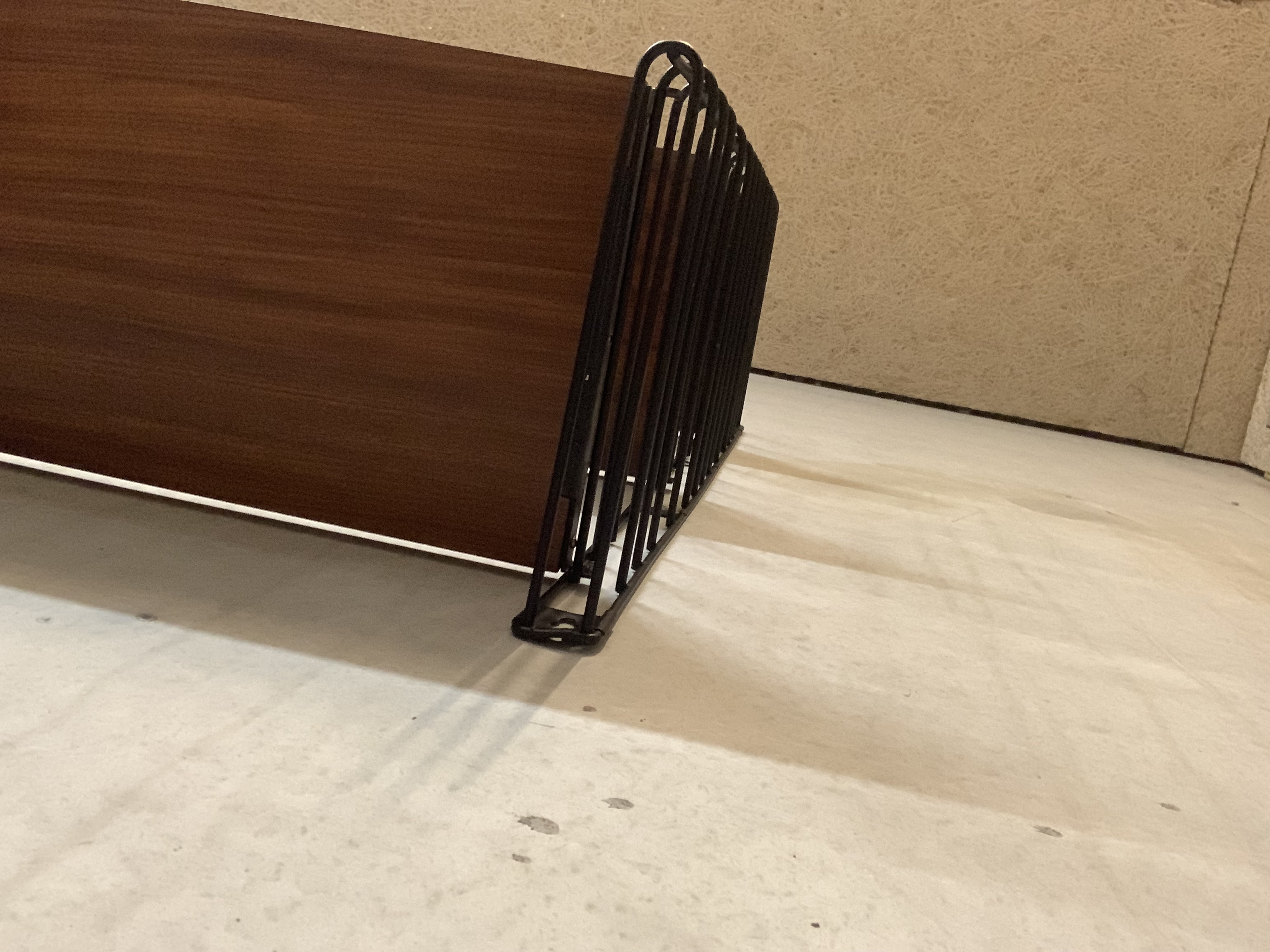 Tomado Wandrek Metaal En Teak Jaren 60. image 6