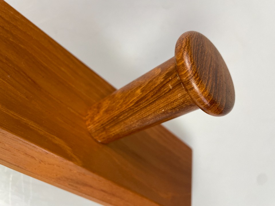Vintage Teakhouten Wandkapstok Met Hangers, Aksel Kjersgaard Voor Odder Mobler, Denemarken 1960's image 8