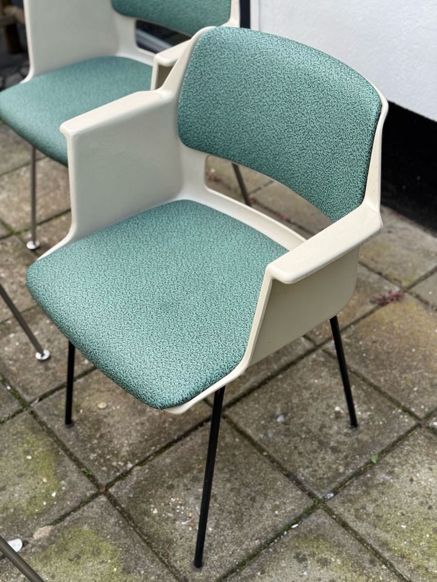 5 Gispen Chairs From Andre Cordemeyer image 3