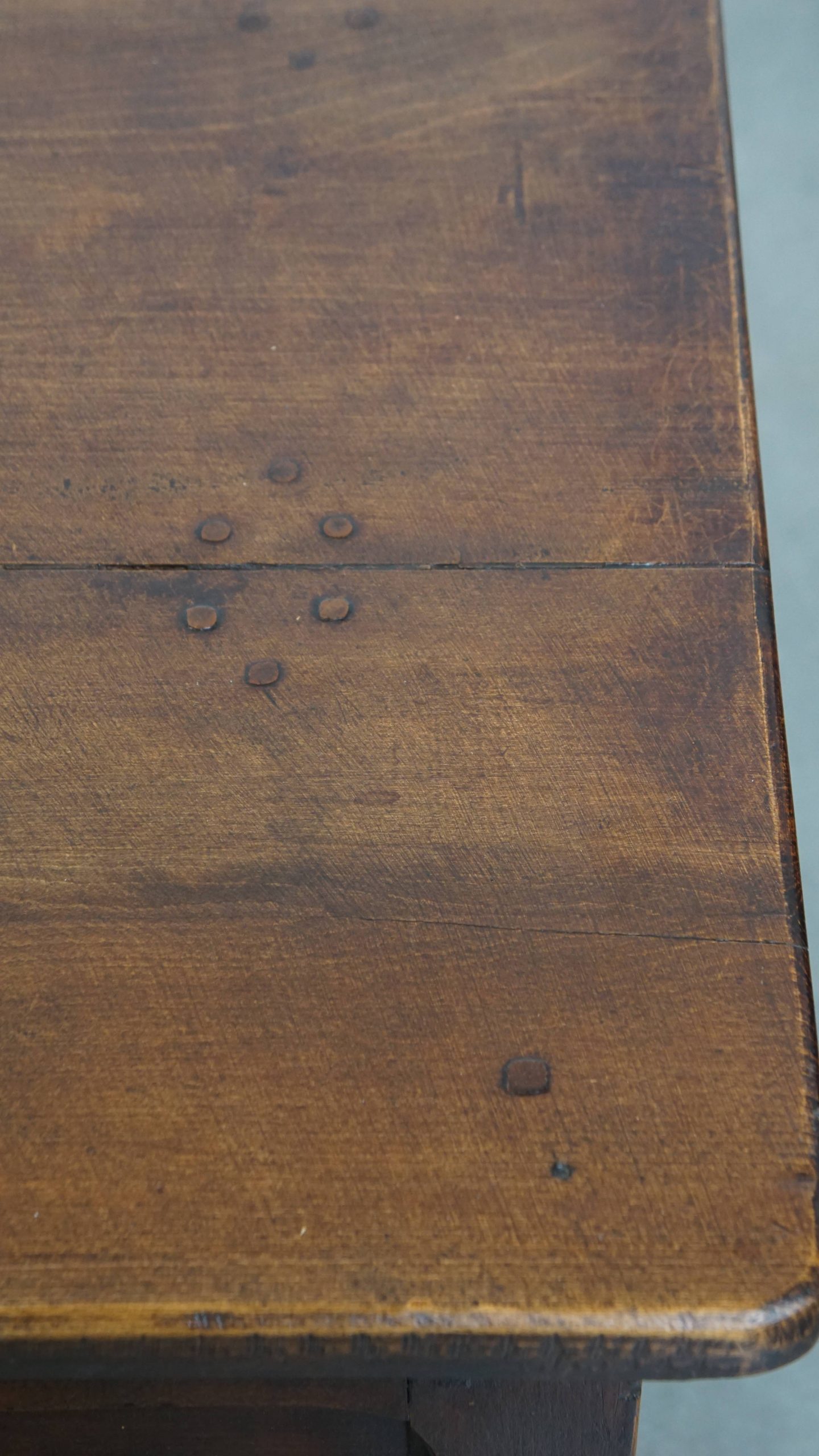 Prachtige En Unieke Antieke Franse Salontafel Van Vruchtenbomenhout Met 5 Lades image 11