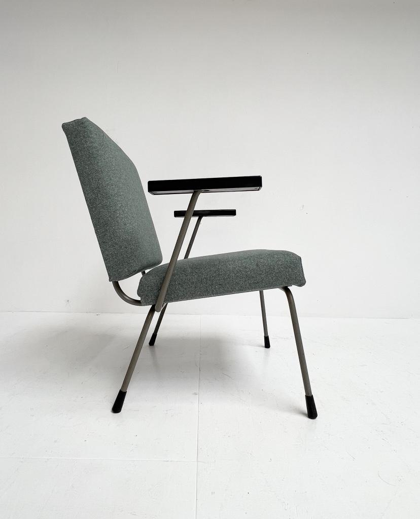 Opnieuw Gestoffeerde Blauwe Gispen 1401 Fauteuil, 1950's image 3