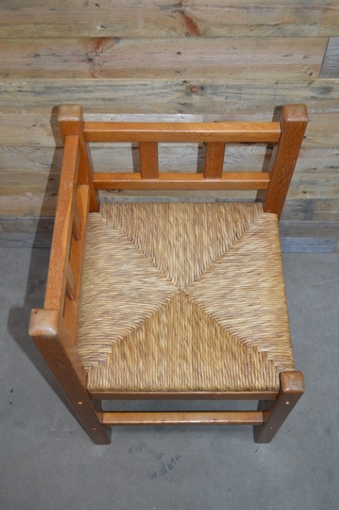 Hoekstoeltje Eikenhout Blank Met Biezen Zitting image 4