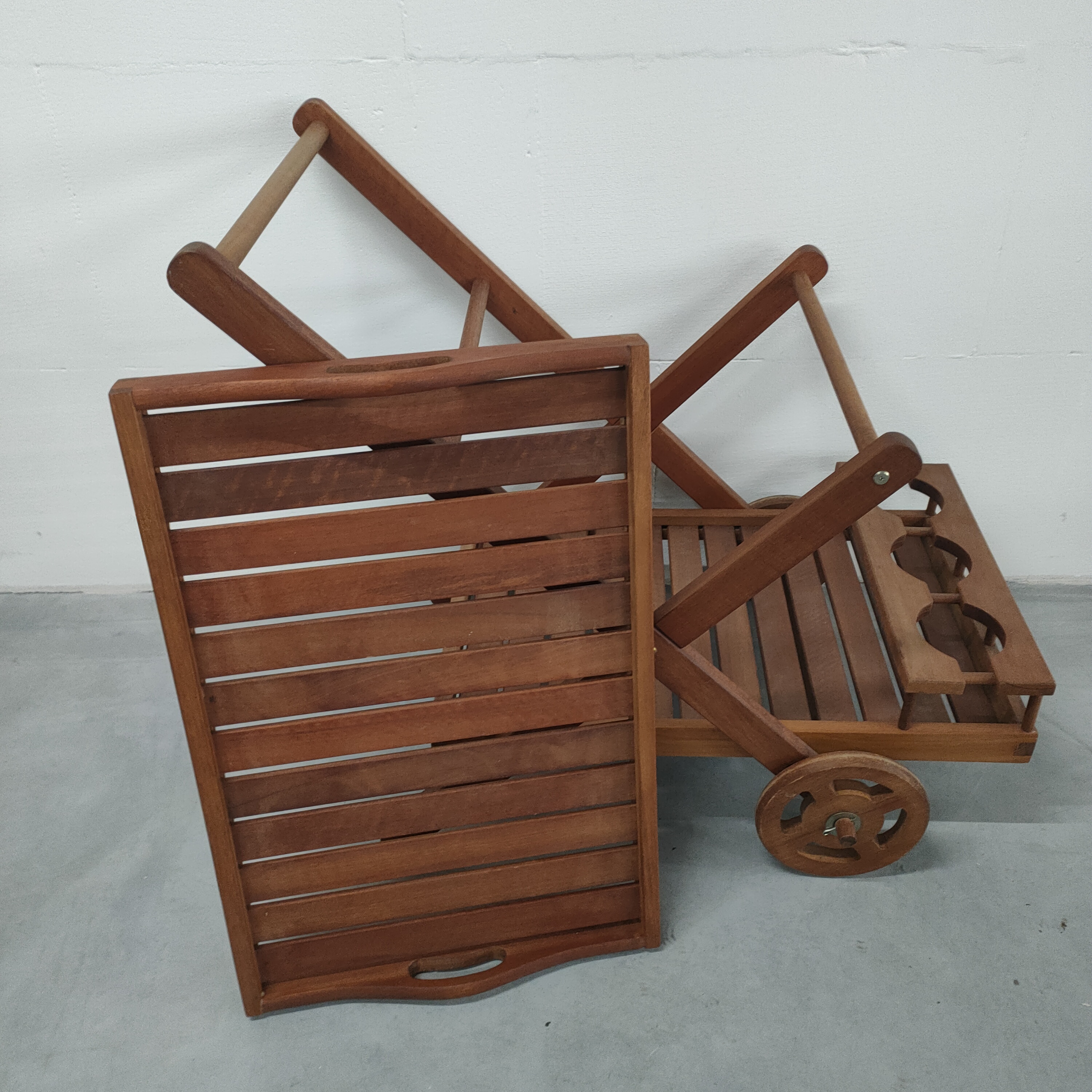 Houten Serveertrolley Met Afneembaar (dien)blad image 4