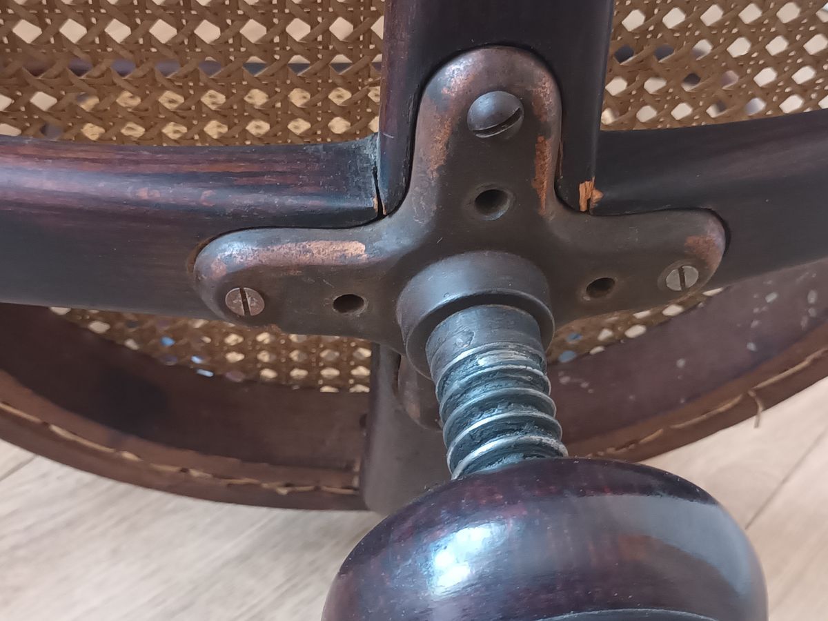 Thonet Music Chair N°5101 image 13