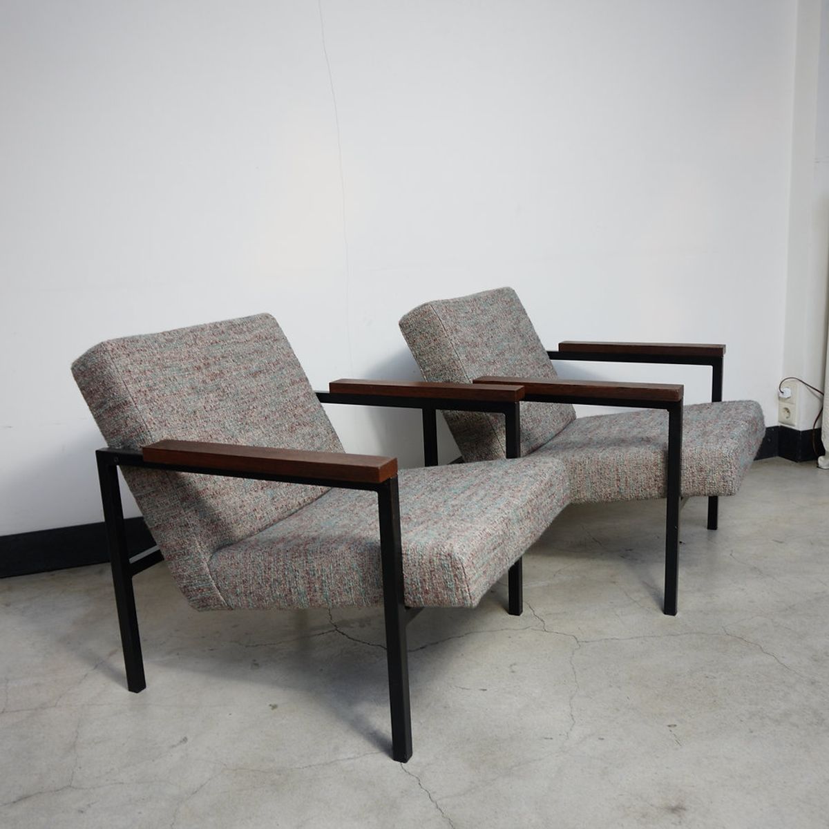 Pair Of Armchairs Design By Hein Stolle For Spectrum, 1960's image 3