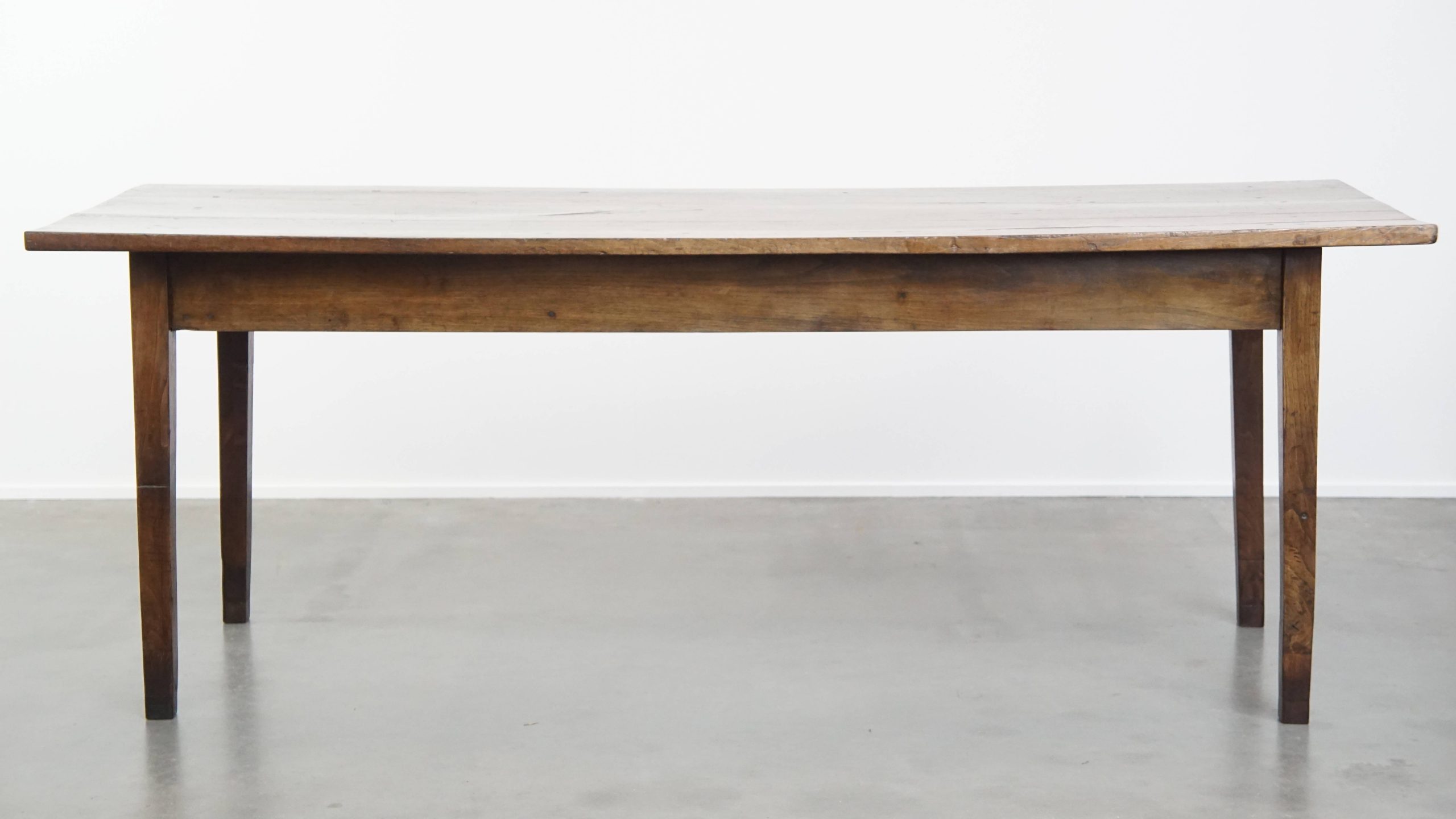 Tijdloze Antieke Vroeg 19e Eeuwse Engelse 6 Persoons Eettafel Met Een Prachtig Blad Van Notenhout image 6