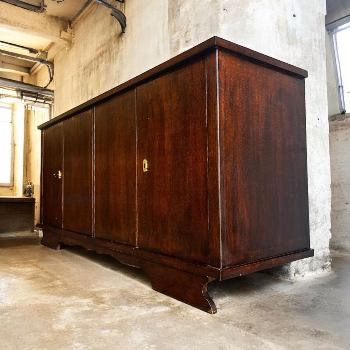 Vintage Dressoir / Retro Lange Extra Diepe Kast Donker Hout image 2