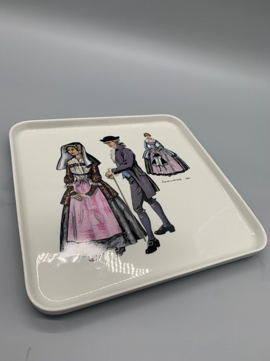 Vintage Villeroy & Boch Taartschaal Klederdracht image 4
