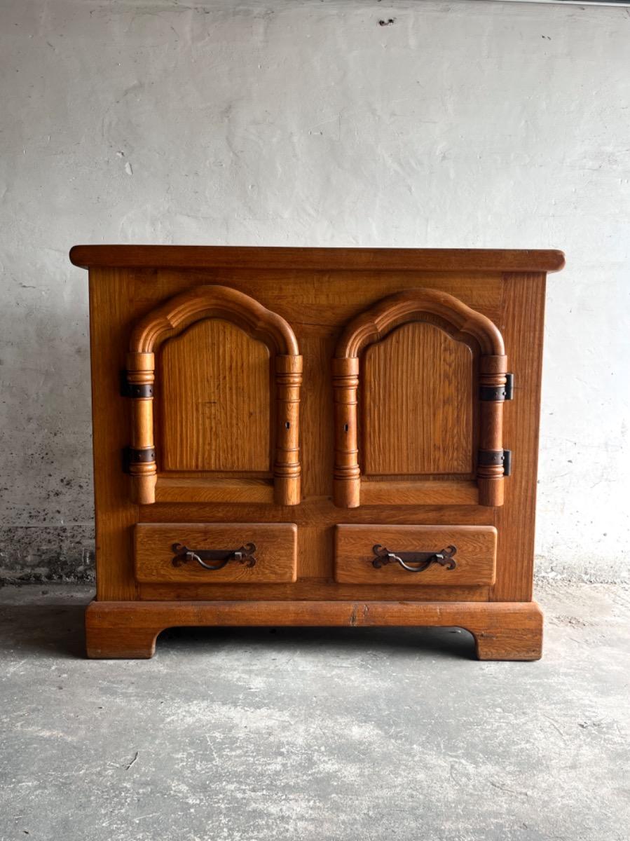 Brutalist 2 Doors Oak And Brass Cabinet image 2