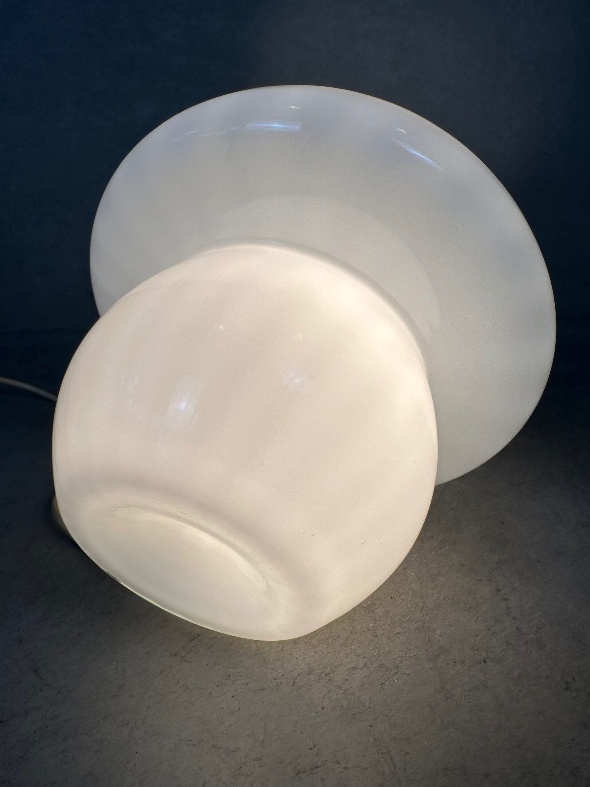 Vintage ‘swirl’ Mushroom Lamp image 6