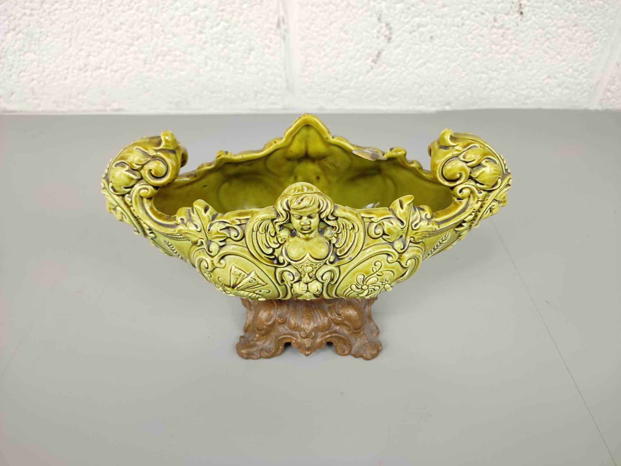 Majolica Jardinière Schütz Cilli Ca.1900 image 7
