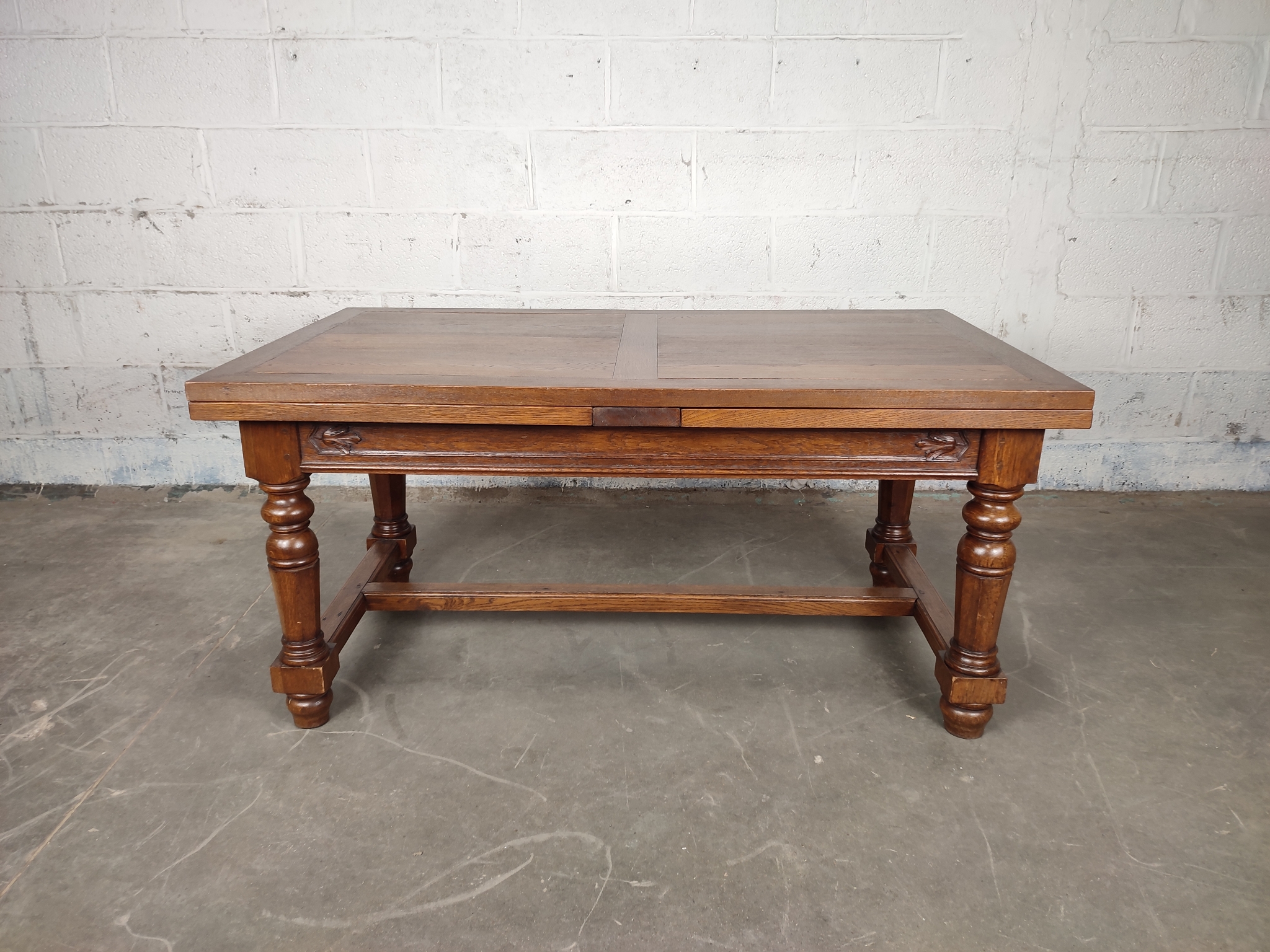 Uitschuifbare Eikenhouten Tafel image 2