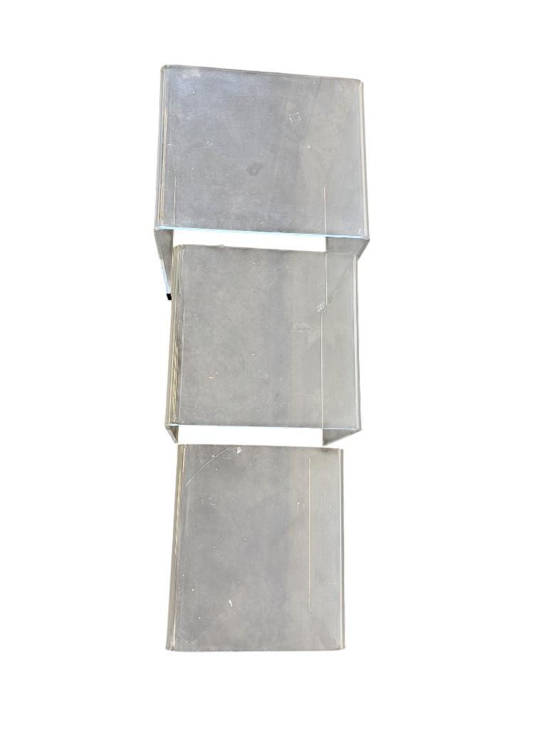 Set Van 3 Nesting Tables In Plexiglas / Salontafel image 9