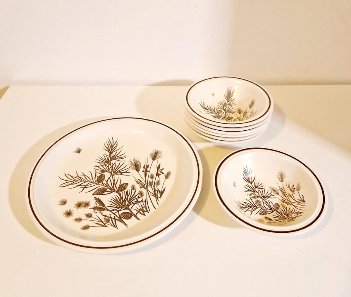 Pinewood By W.h. Grindley Co Ltd Schaaltjes Set image 2