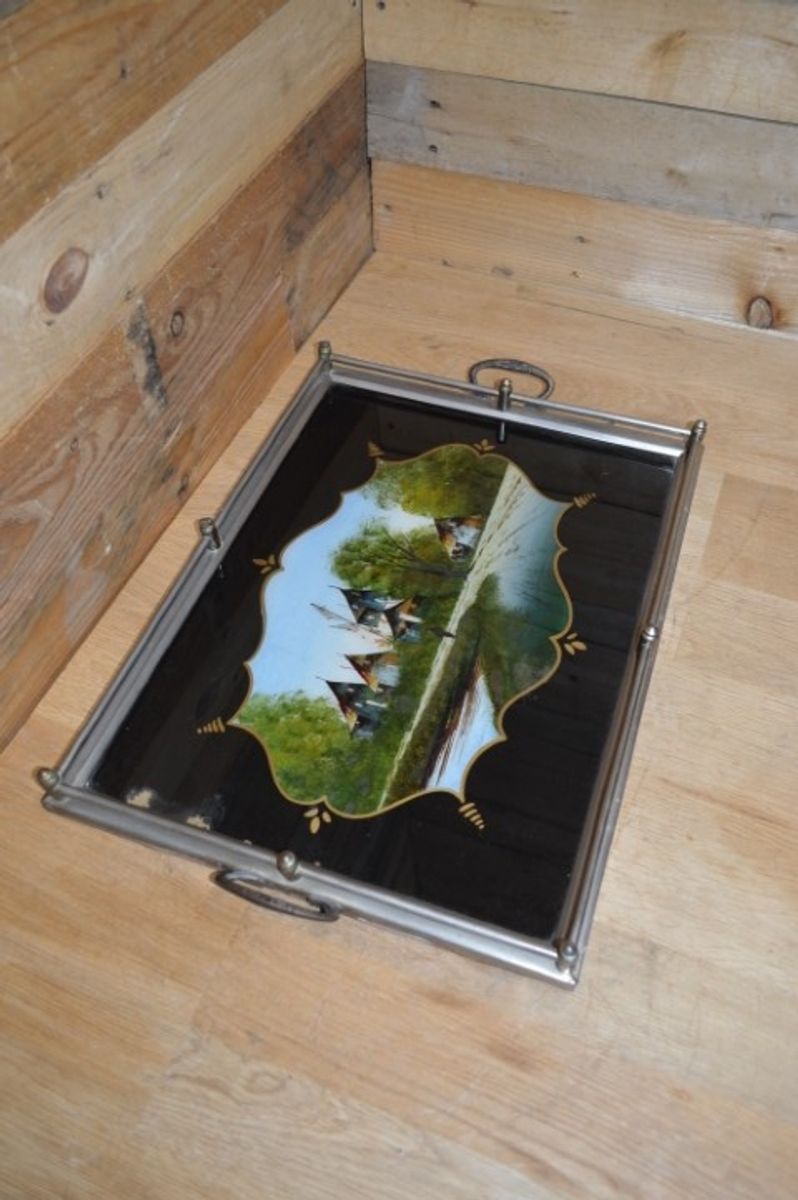 Ouderwets Dienblad Met Geschilderd Glas image 2