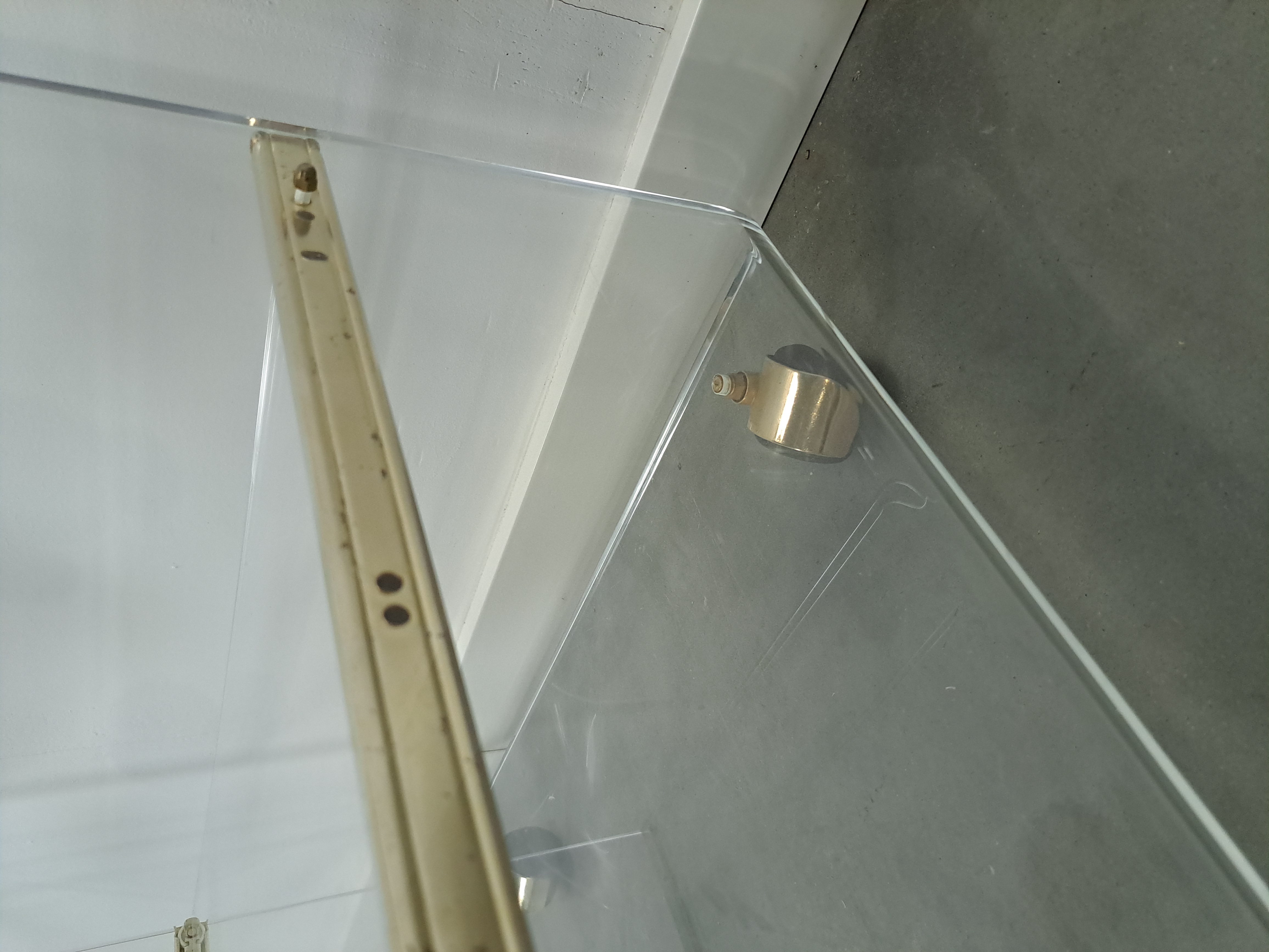 Space Age Plexiglas Trolley Met Messing, Tv Meubel image 14