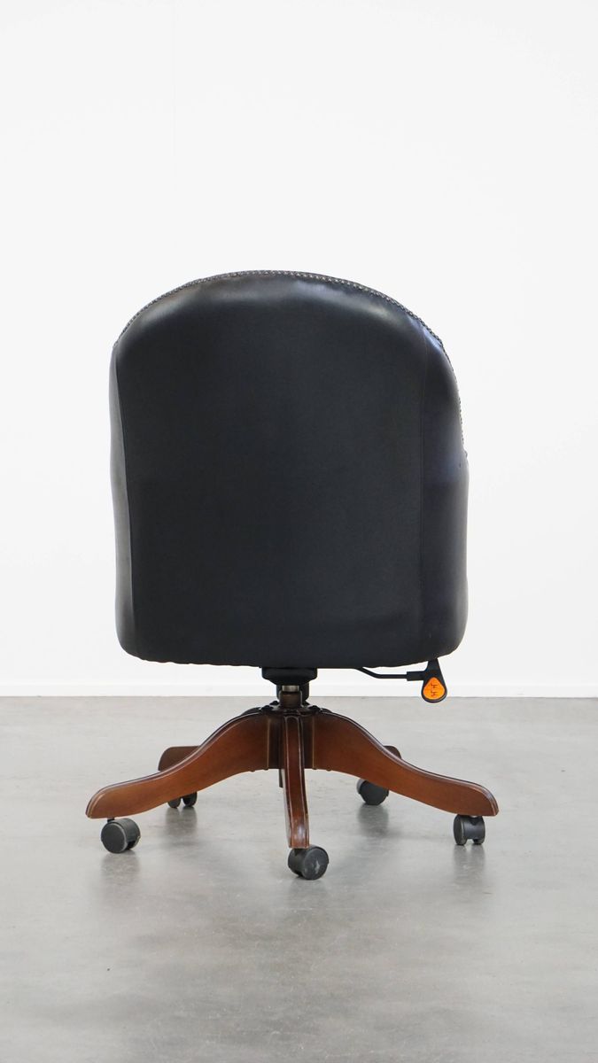 Klassieke En Luxe Zwarte Rundleren Bureaustoel In Engelse Stijl, Op Wieltjes image 4