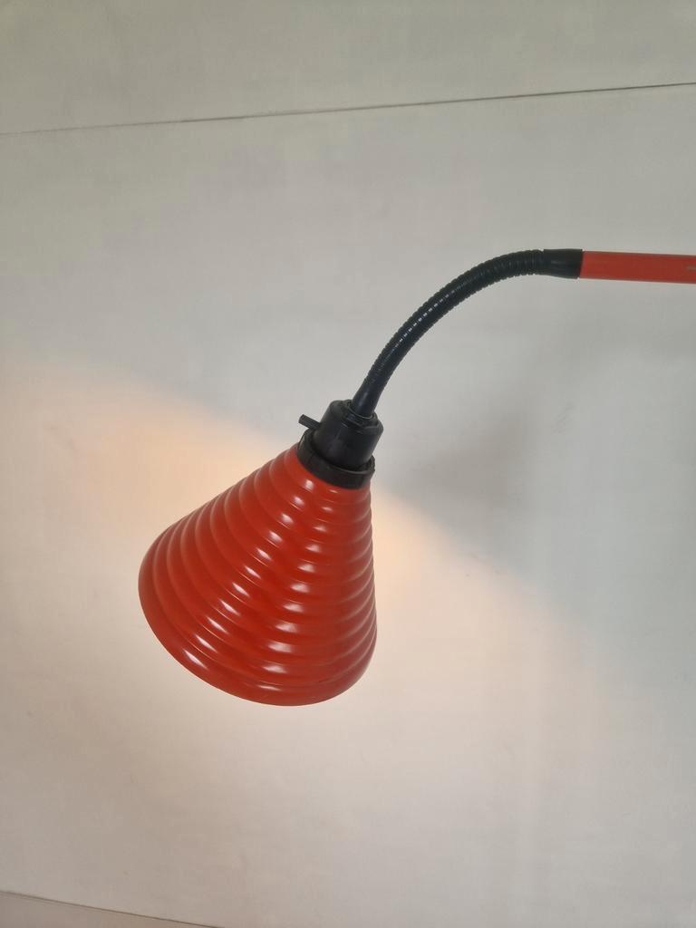 Vintage IKEA Hengellamp Design Rood. image 3