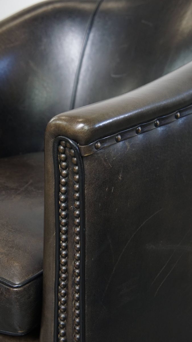 Unieke En Subtiele Zwart/ Grijze Schapenleren Clubfauteuil Met Een Mooi Patina image 10
