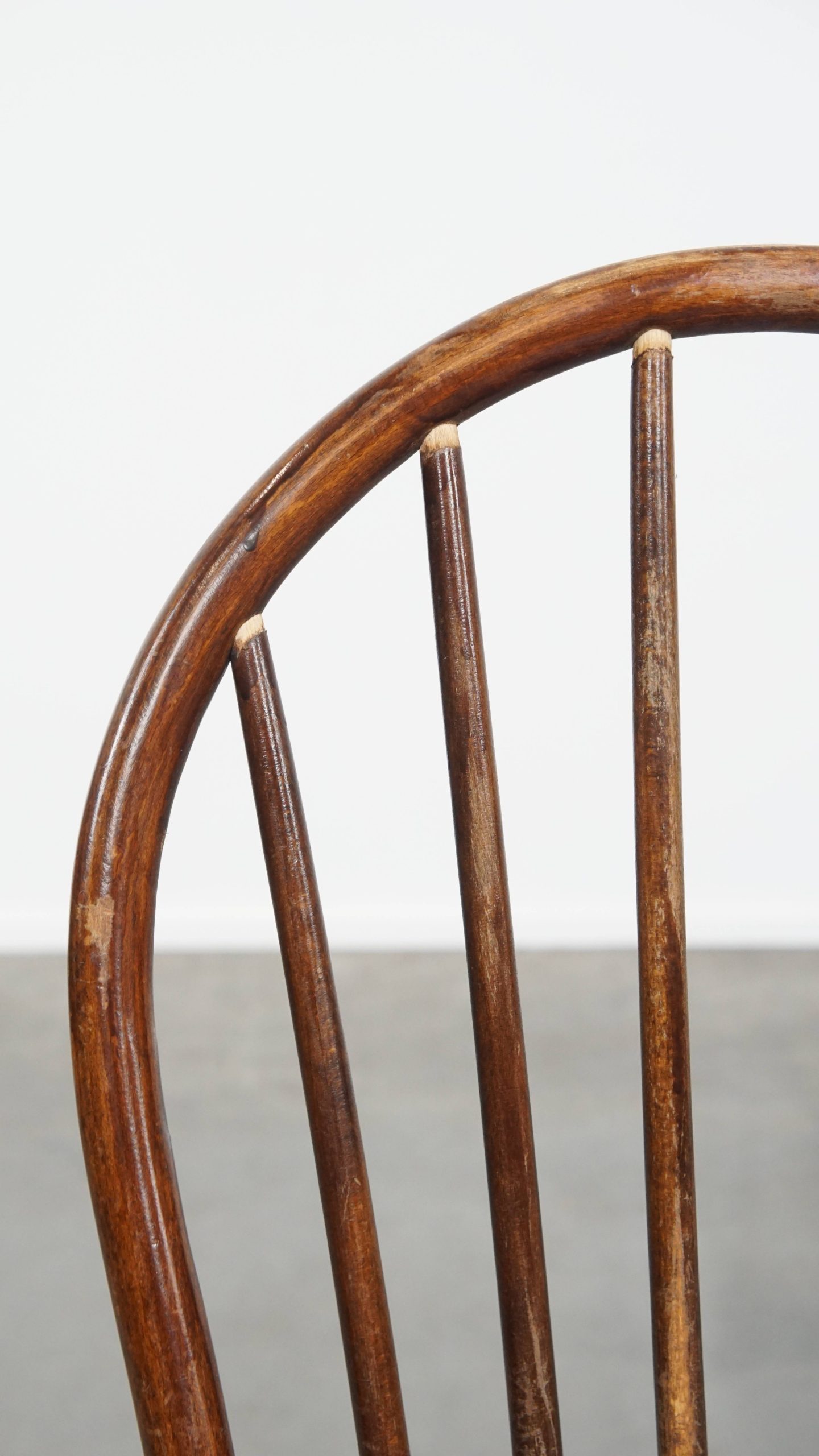 Set Van 2 Vintage Houten Spijlen Windsor Stoelen Uit De Jaren ’70 In Engelse Stijl image 7