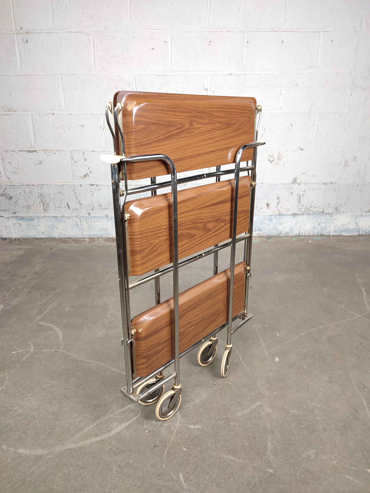 Vintage Opvouwbare Serveer Trolley image 4