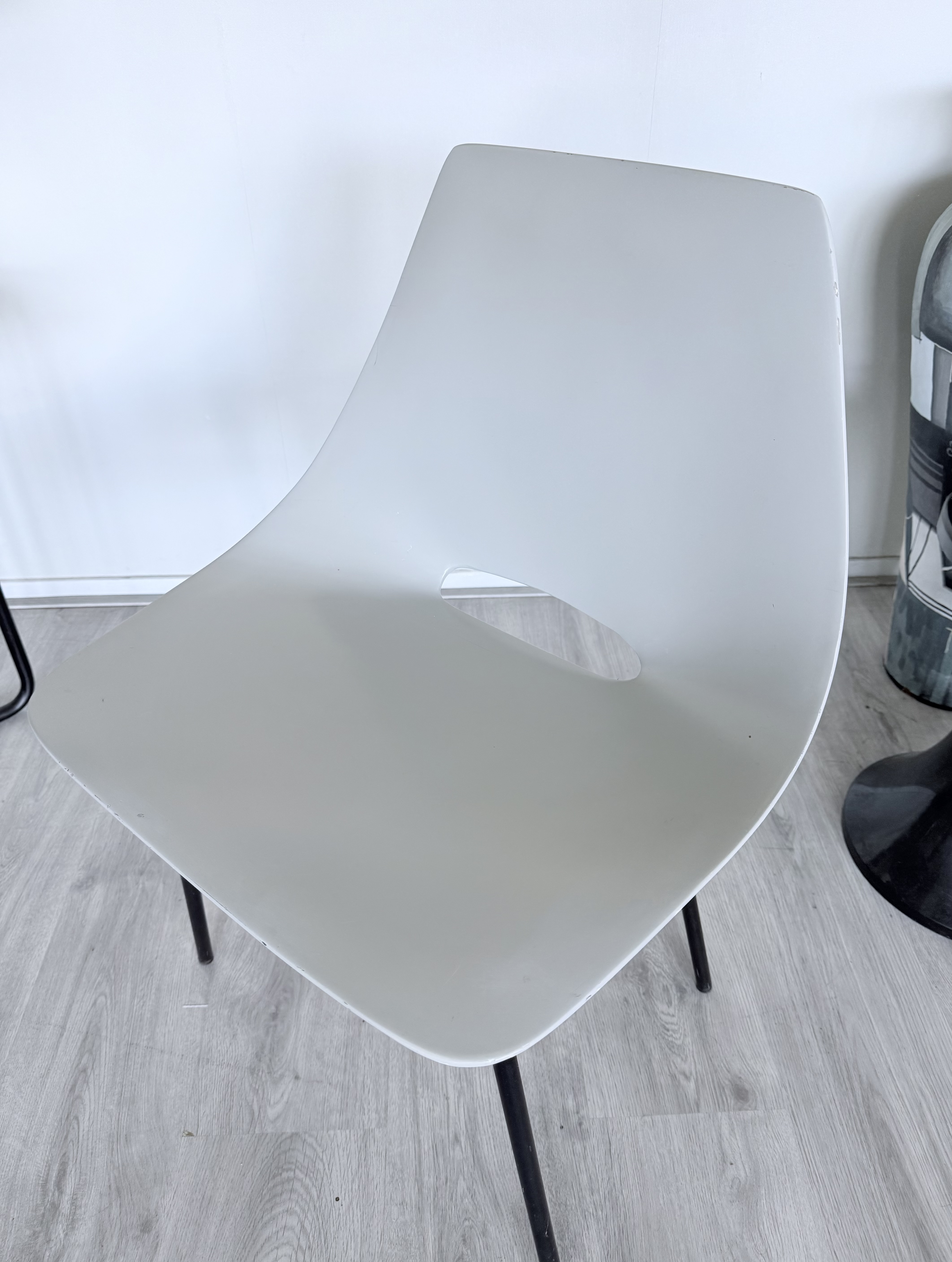 4x Vintage Tonneau Chairs Design By Pierre Guariche image 18