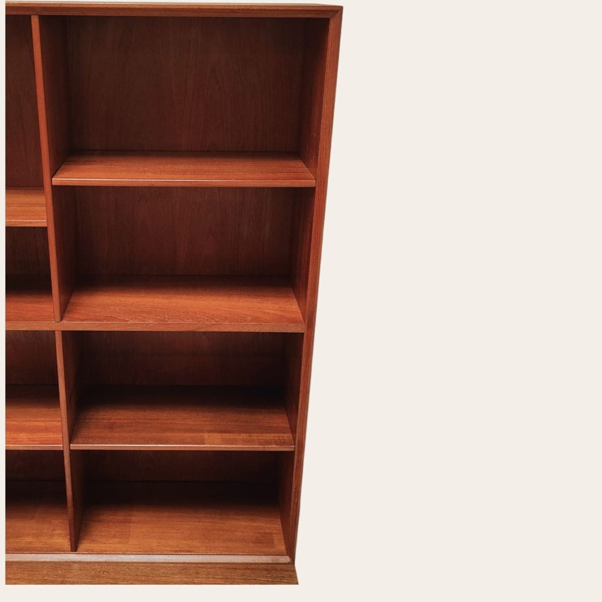 Mid Century Highboard image 10