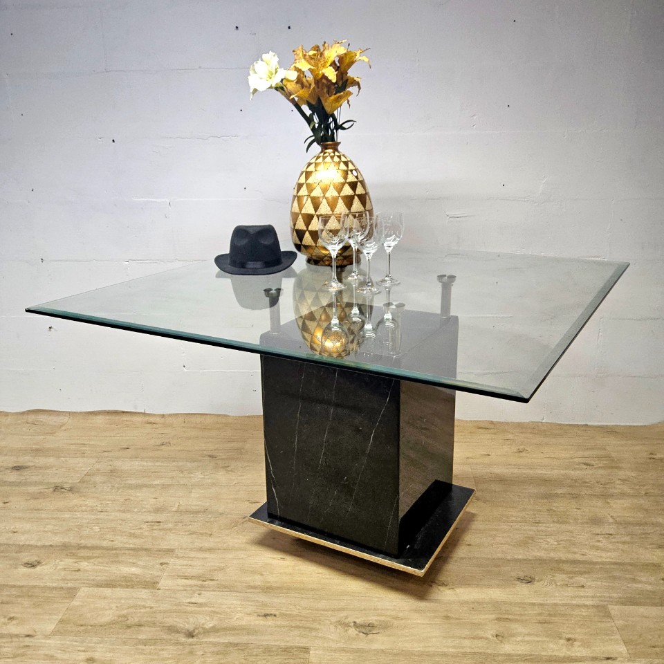 Grote Vintage Vierkante Glazen Tafel Zwart Marmeren Voet / Vintage Square Glass Table Marble Base image 13