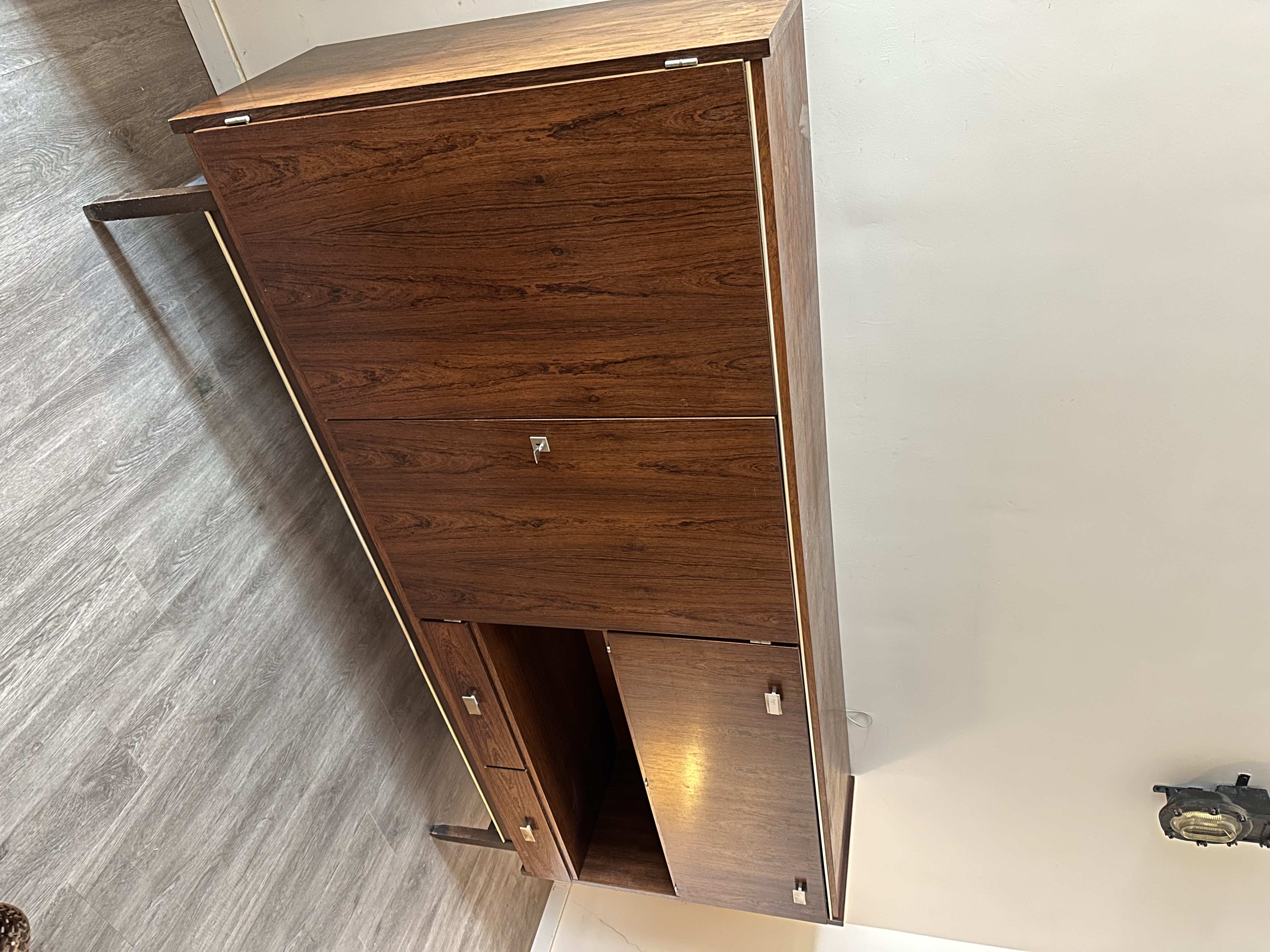 Mid Century Kast Low Board image 14