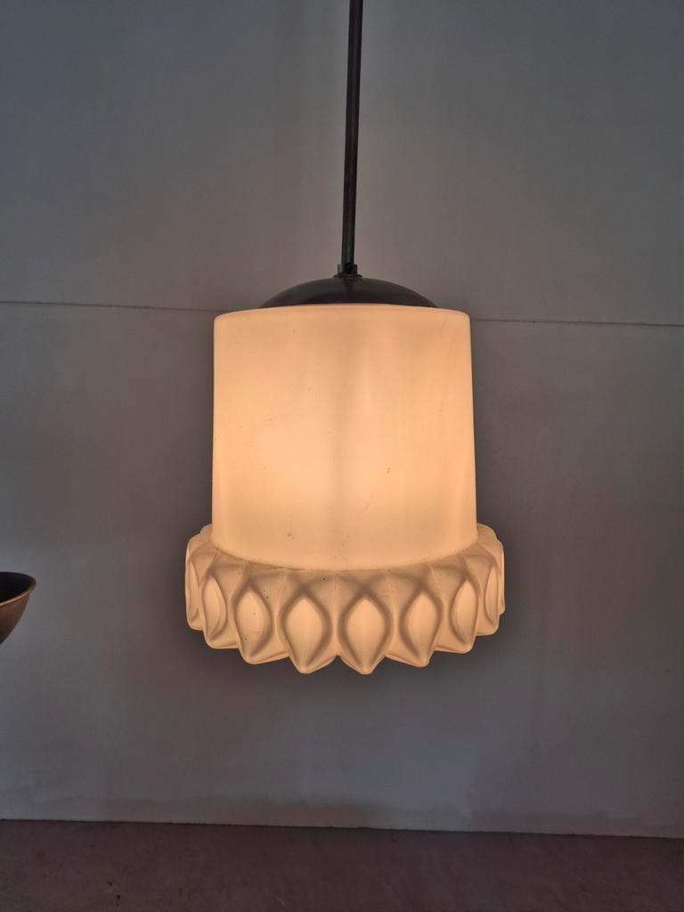 3 Peil & Putzler Hustadt Zonnebloem Vintage Opaline Hanglamp image 6