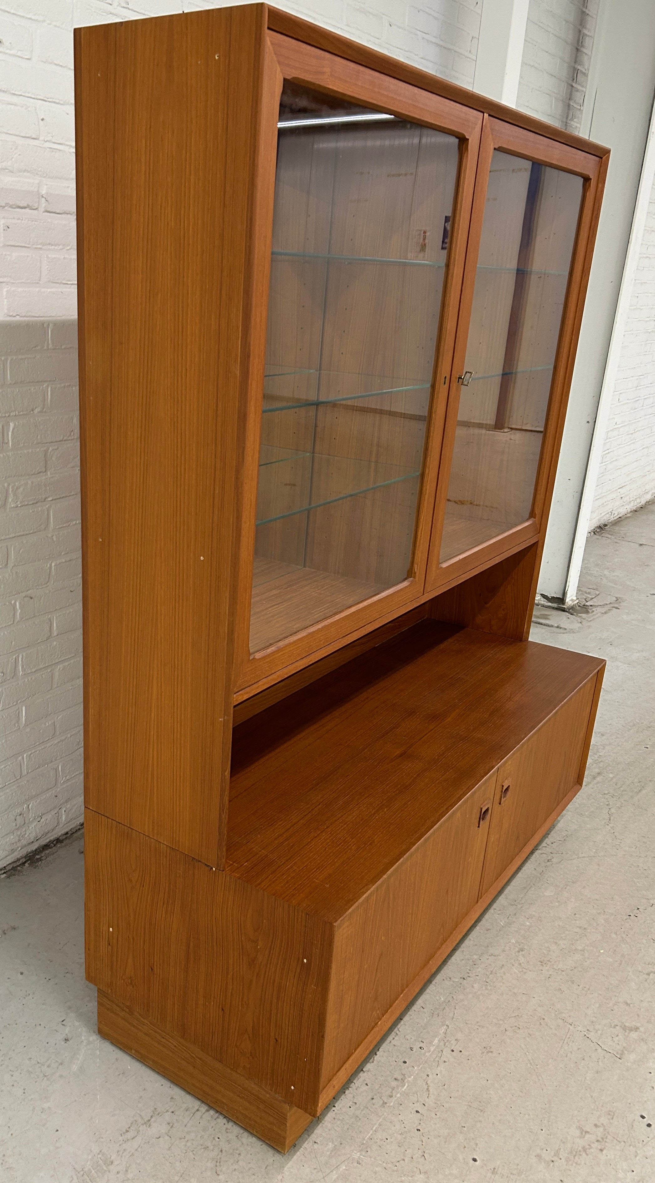 Erik Brouer Deens Design Vitrinekast image 12