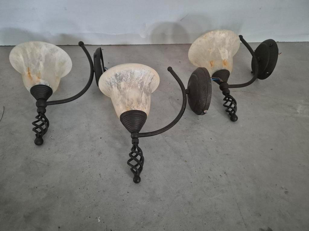 3 Vintage Wandlampen Met Gemarmerd Glas image 3
