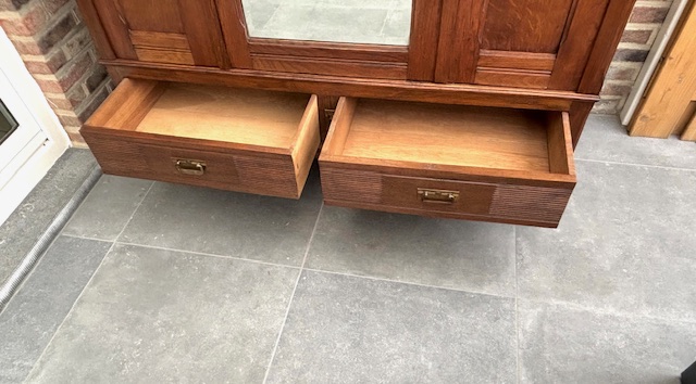 Mooie Art Nouveau Kledingkast image 4