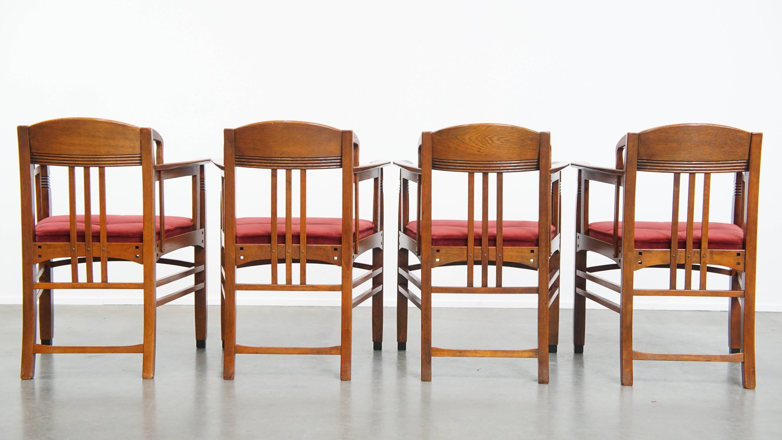 Set Van 4 Art Nouveau/ Jugendstil Design Schuitema Eetkamerstoelen Met Rode Stoffen Bekleding image 5