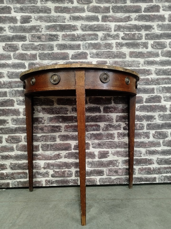 Oude Sitetable / Tafeltje/ Halkastje image 6