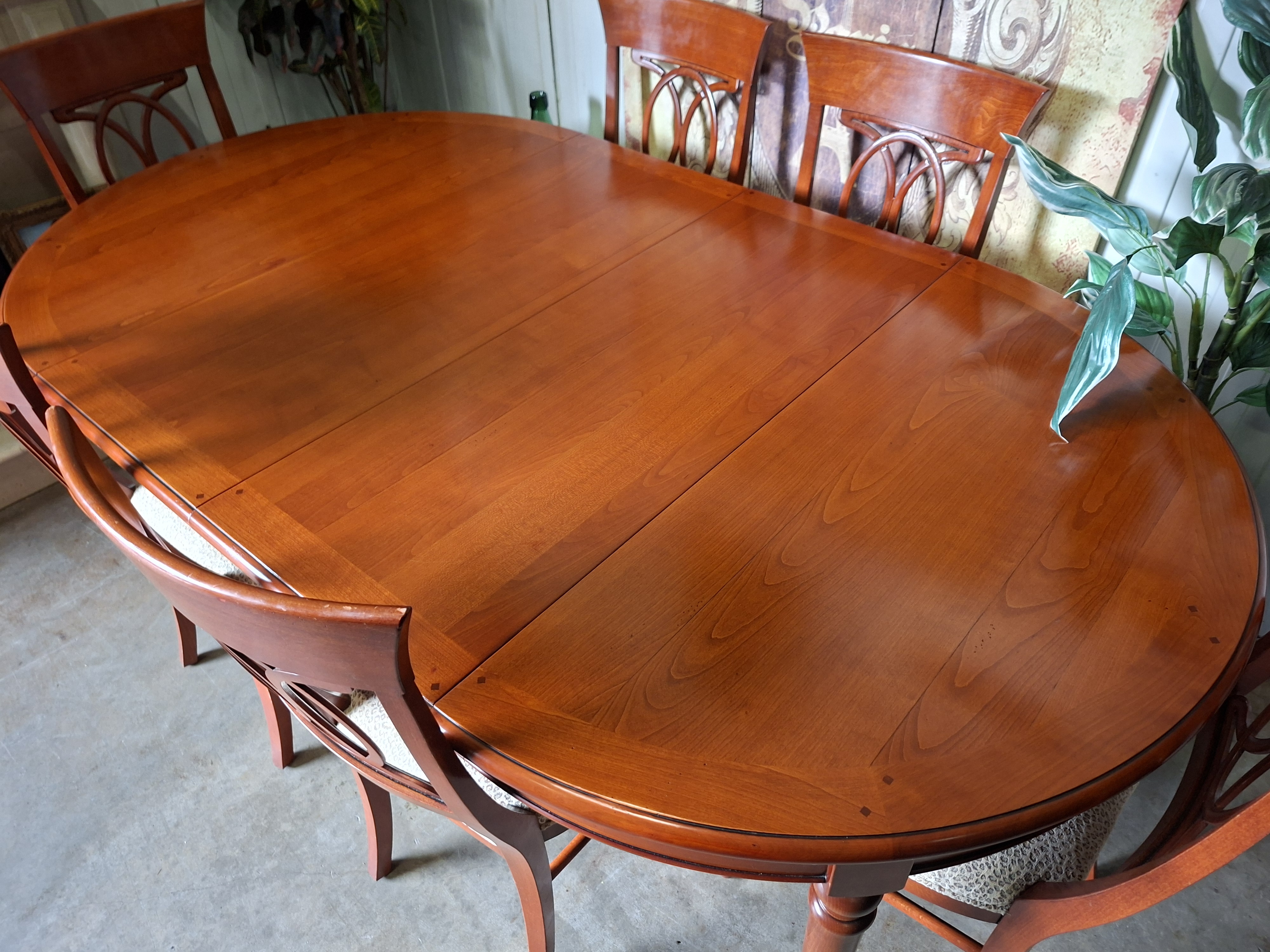Klassieke Engelse Ronde / Ovale Uitschuifbare Eettafel Met 6st Eetkamerstoelen Kersenhout Afm. 120x120165/210 Cm En 79cm Hoog image 5