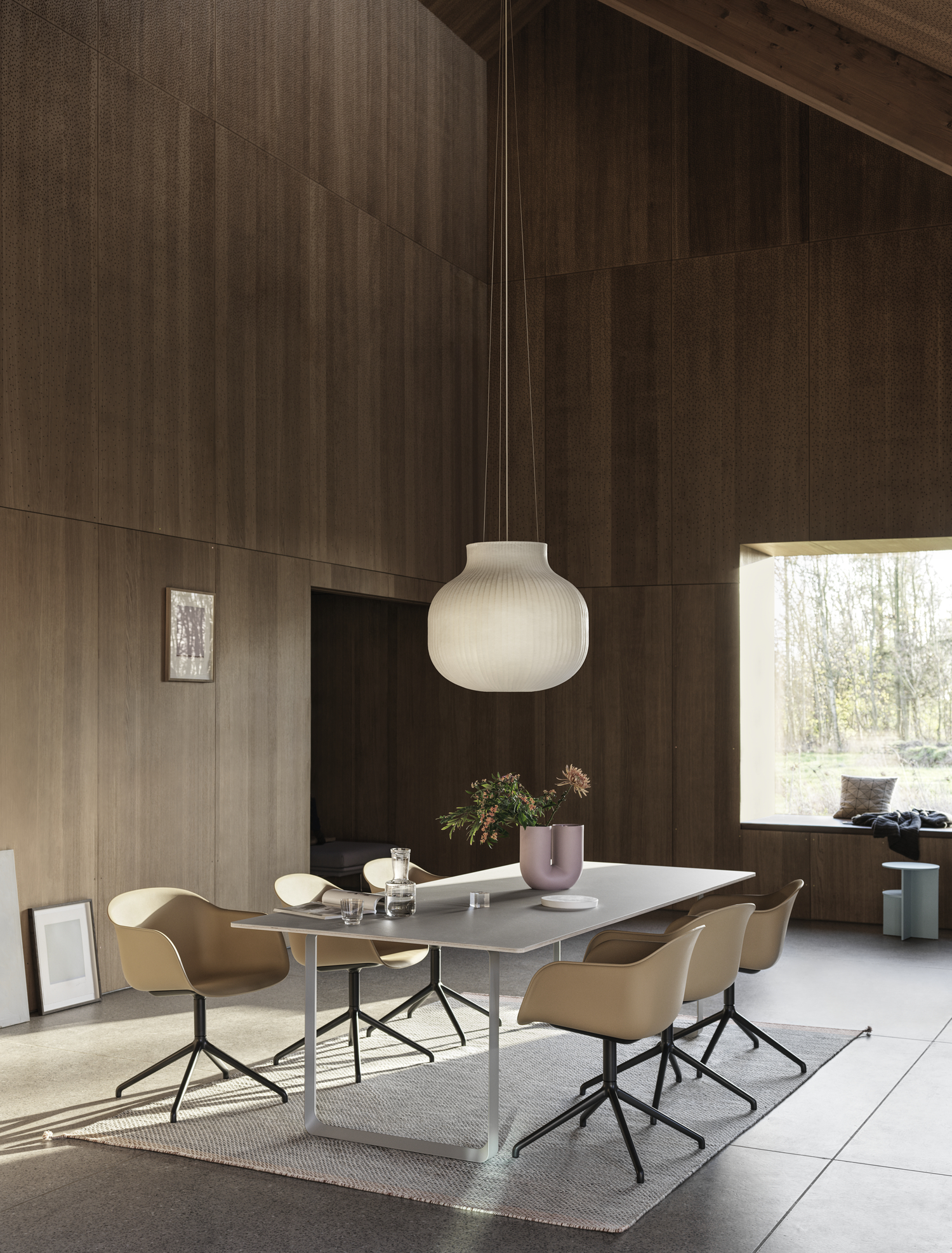 Muuto / Fiber Armchair / Swivel Base / Cognac image 12