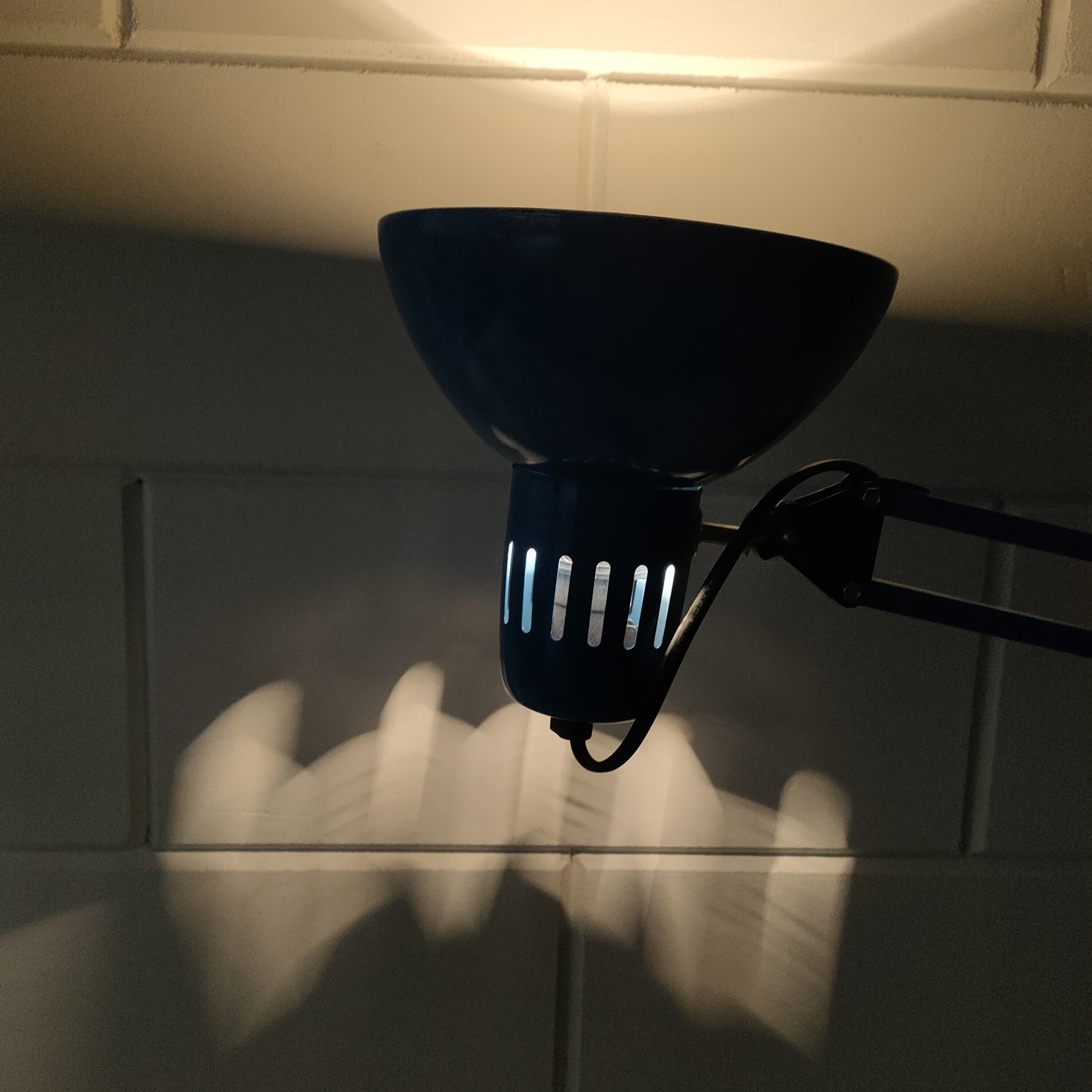 Retro Blauwe Schaarlamp Uit De Jaren 90 image 5