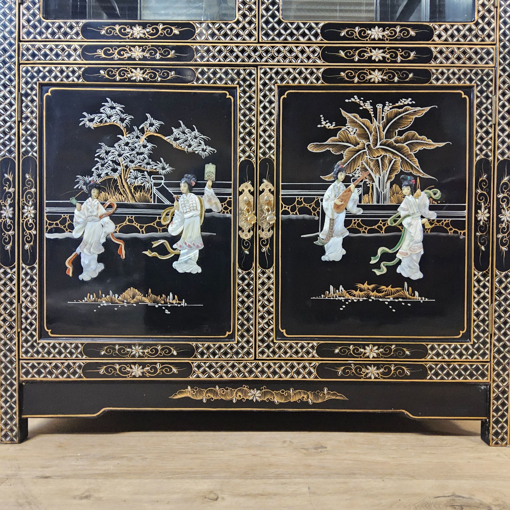 Vintage Chinese Vitrinekast / Aziatische Kast / Chinoiserie / Oosterse Kast / Display Cabinet / Bohemian Kast image 7