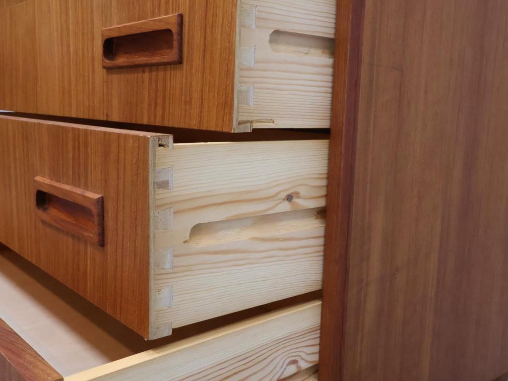 Deense Ladekast | P. Westergaard | 4 Lades | Teak image 8