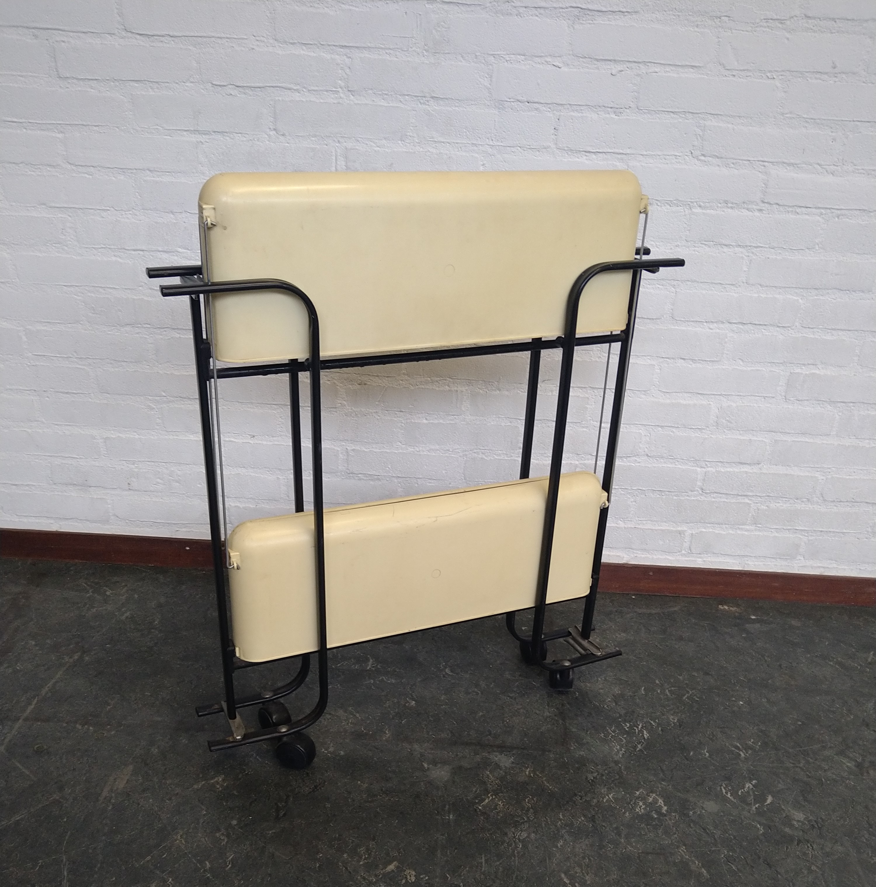 Vintage Serveerwagen/trolley image 6