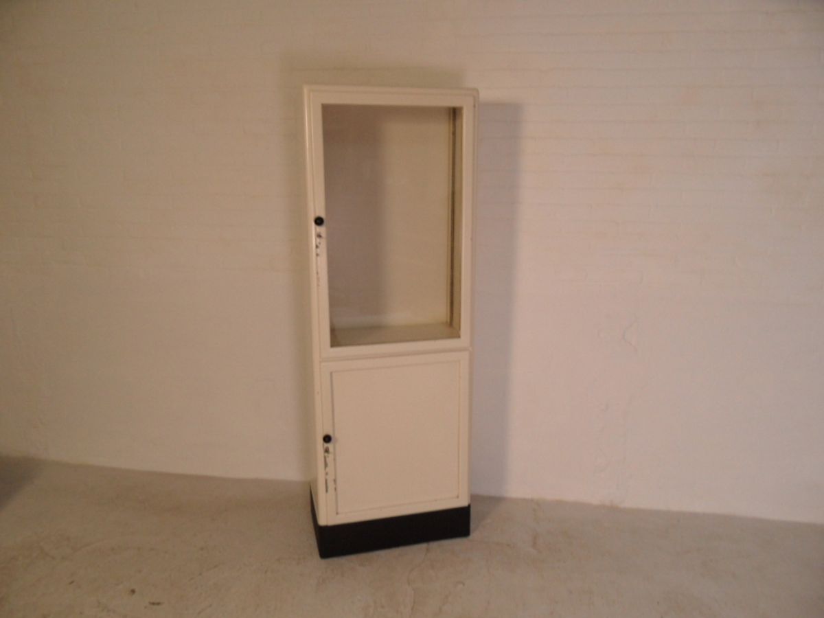 Vintage Medicijnkast image 2