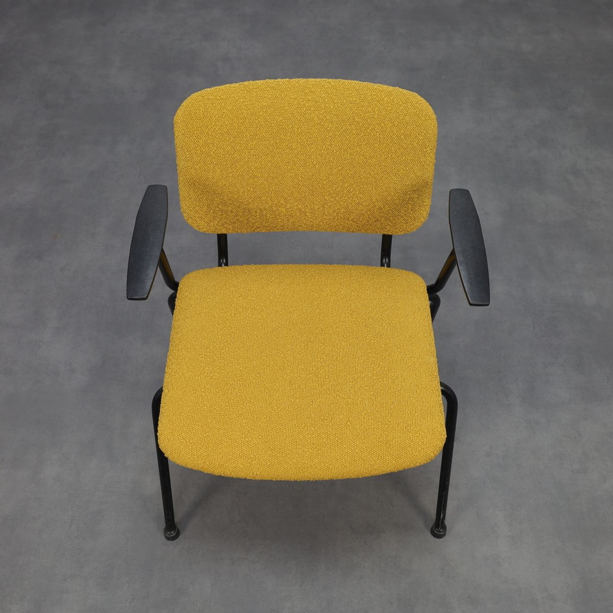 Armchair By Ahrend De Cirkel, 1969 – Reupholstered In Bouclé image 6