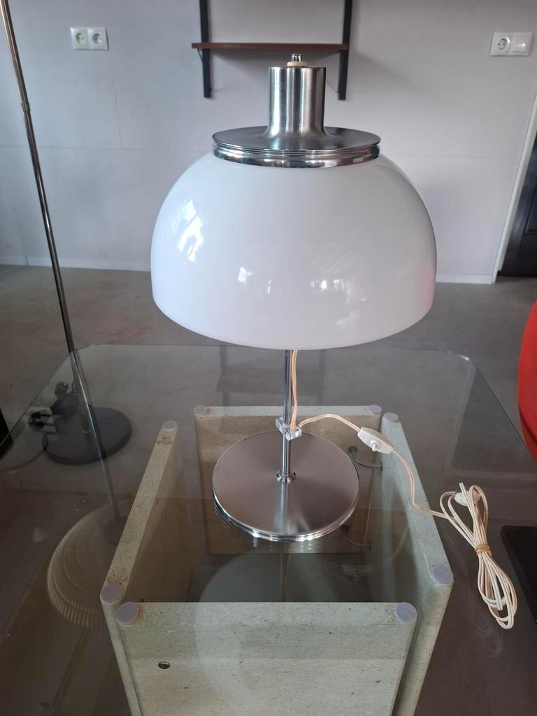 Vintage Guzzini Faro Tafellamp image 6
