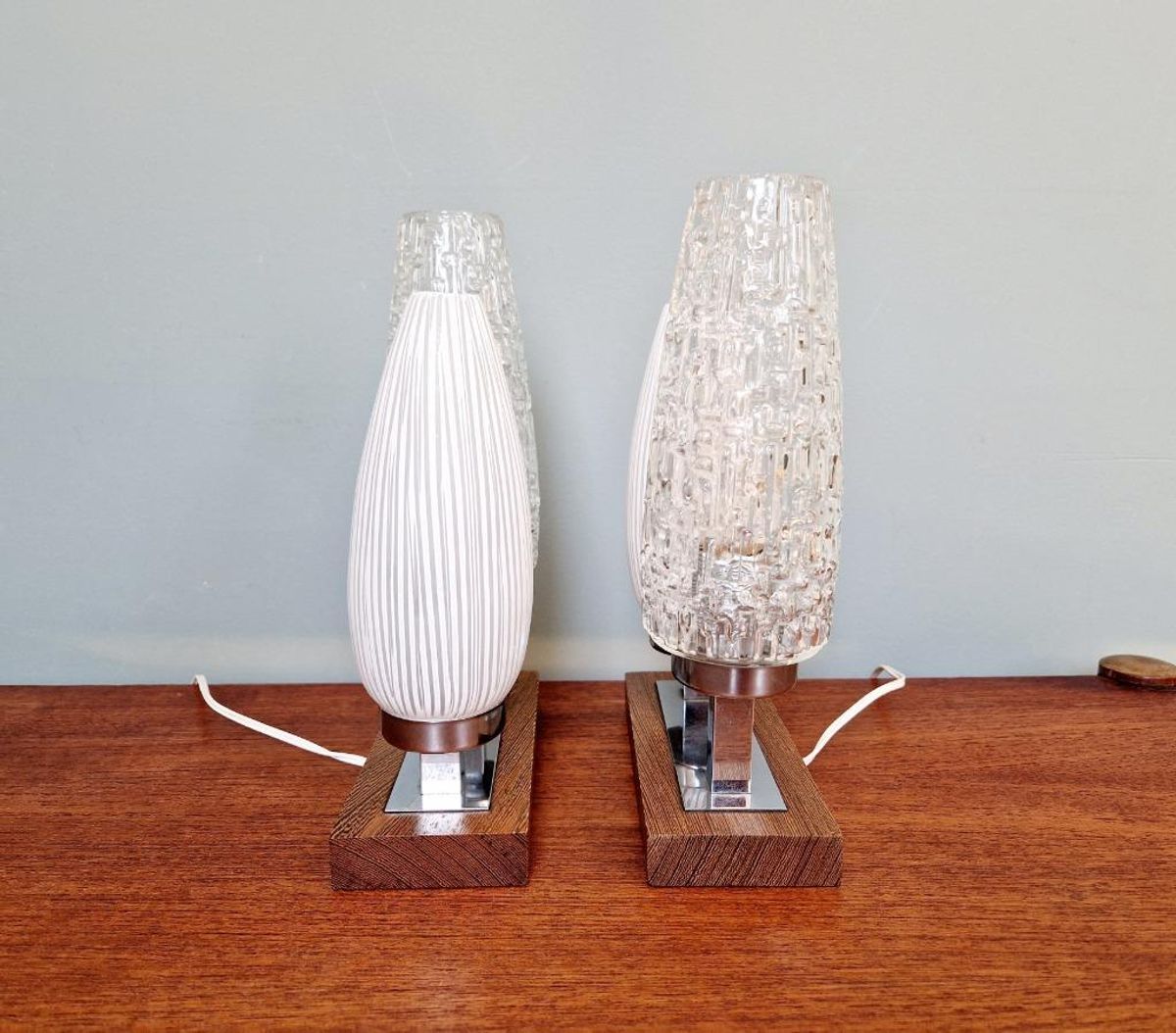 Paar Bedlampjes Uit Het Midden Van De Eeuw, Jaren 50-60 image 5