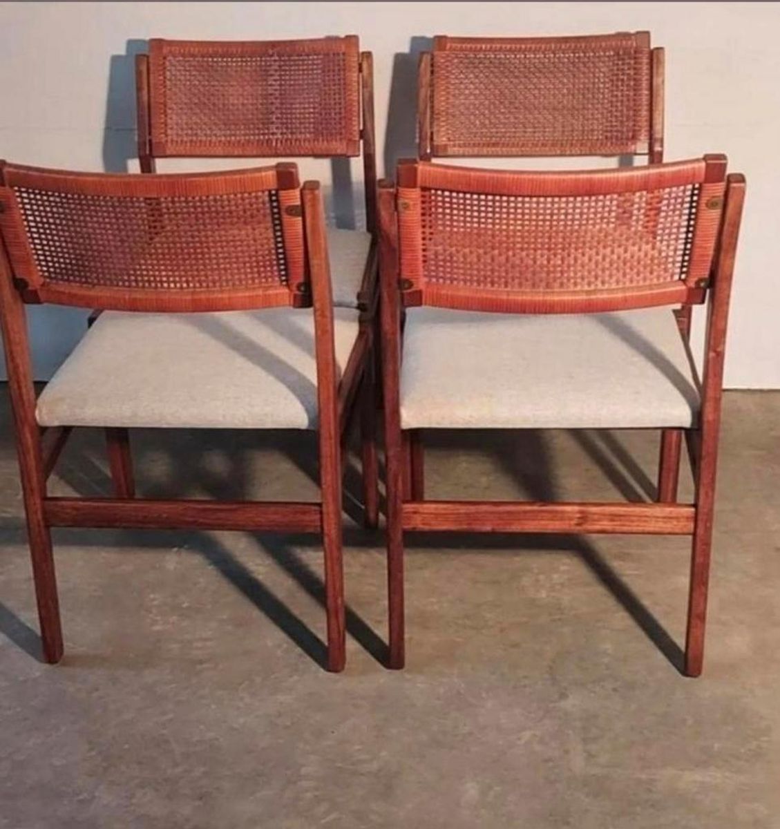 4 Vintage Topform Eetkamerstoelen. image 4