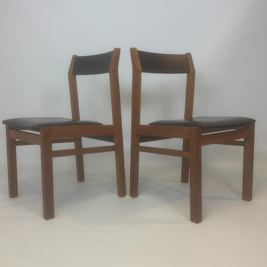 Eetkamerstoelen Van Pieter De Bruyne Voor V-form image 11