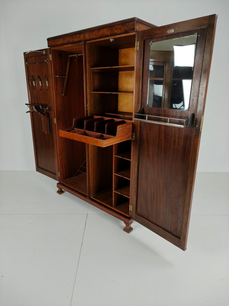 Prachtige Engelse Art Deco-kast Van Wortelnotenhout Van Waring & Gillow – Ca. 1900–1932 image 11